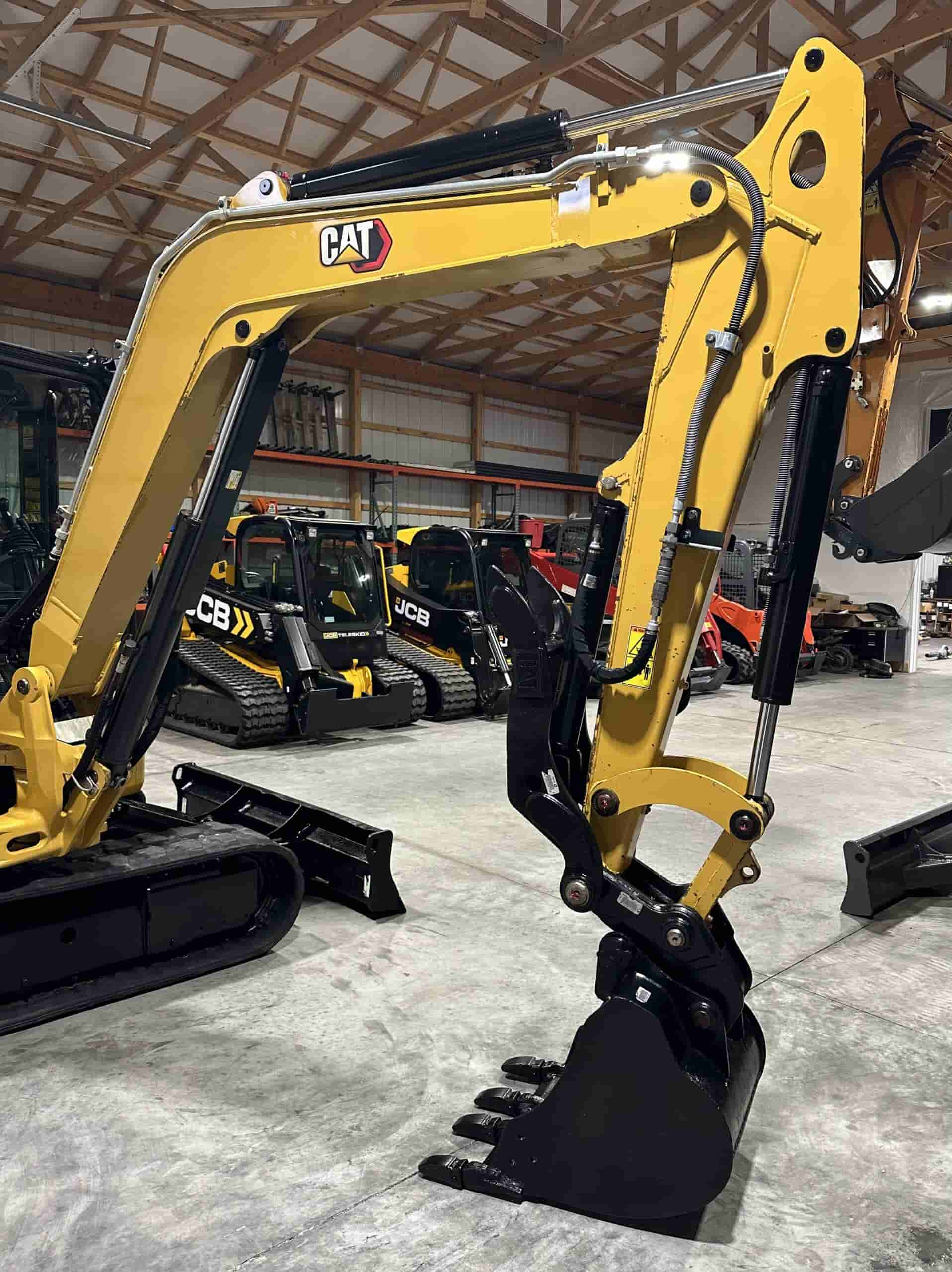 2020 CAT 305E2
